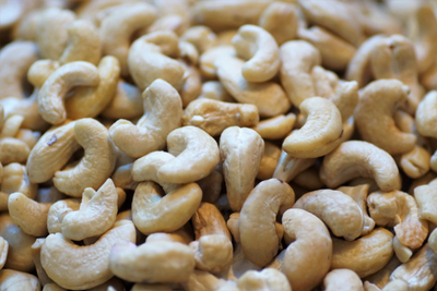 CASHEW KERNELS WW180 22.68KG X 1